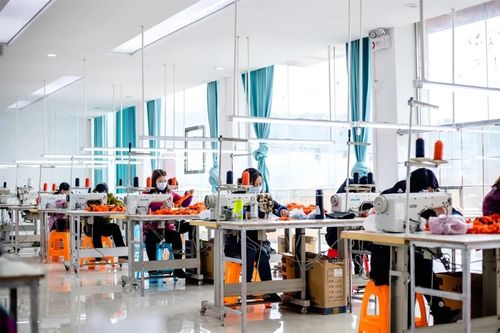 織密養(yǎng)老服務(wù)網(wǎng)，點(diǎn)亮幸福夕陽紅 —— 旺家社區(qū)獲評全國“敬老文明號”